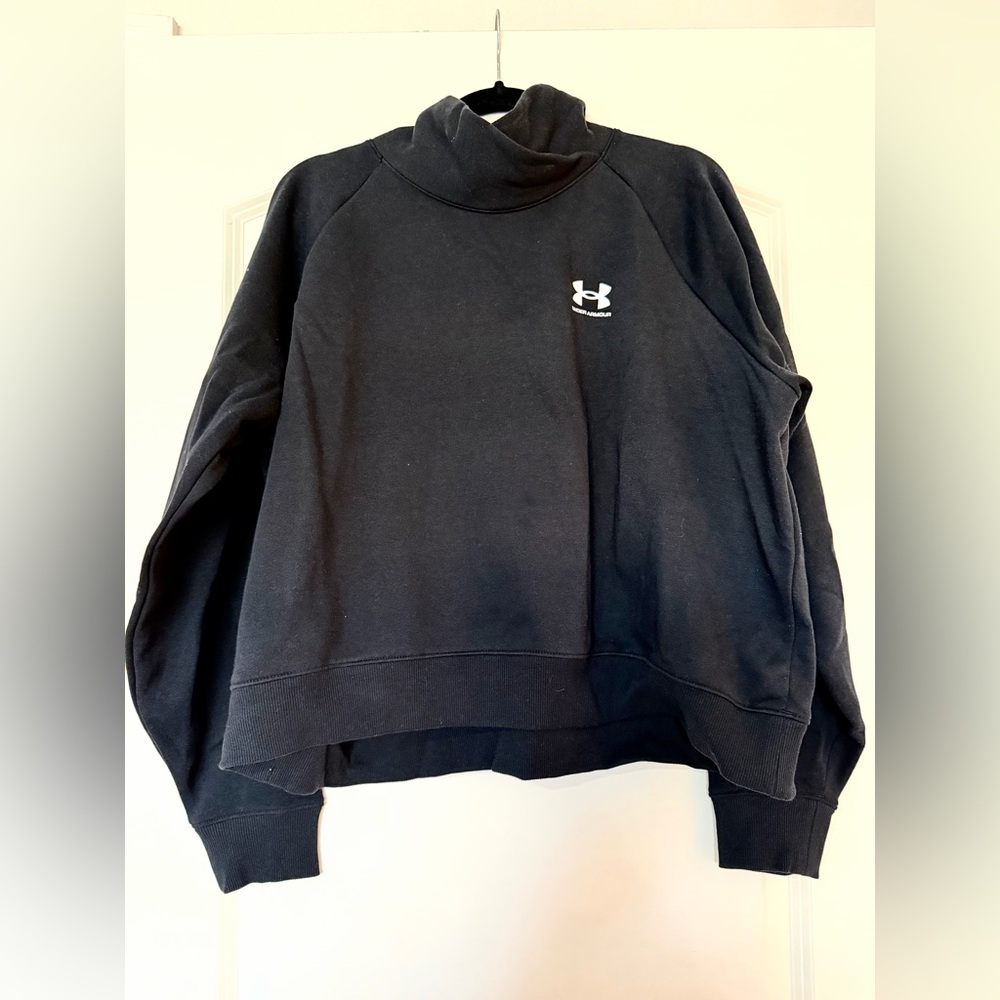 Under Armour Women's Black Sweatshirt
